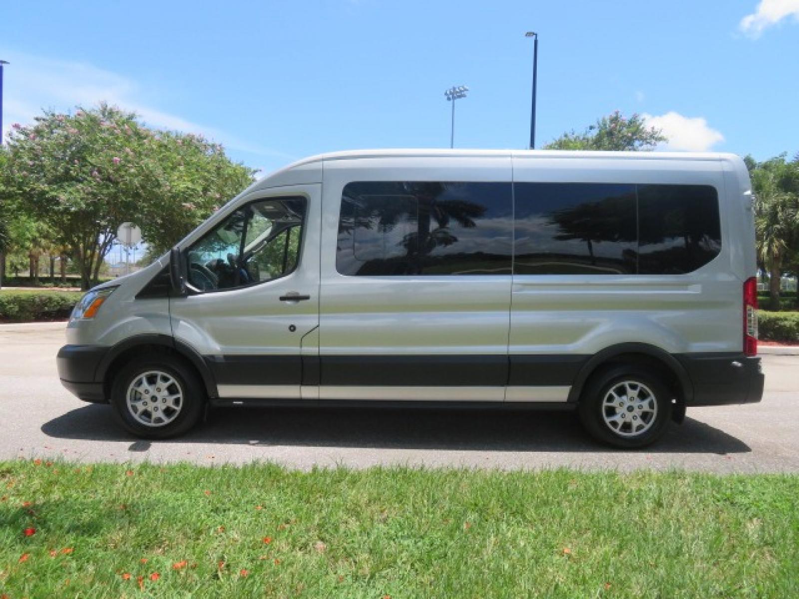 2015 Silver Ford Transit 350 Wagon Low Roof XL 60/40 Pass. 148-in. WB (1FBAX2CM3FK) with an 3.7L V6 DOHC 24V engine, 6-Speed Automatic transmission, located at 4301 Oak Circle #19, Boca Raton, FL, 33431, (954) 561-2499, 26.388861, -80.084038 - Photo #13