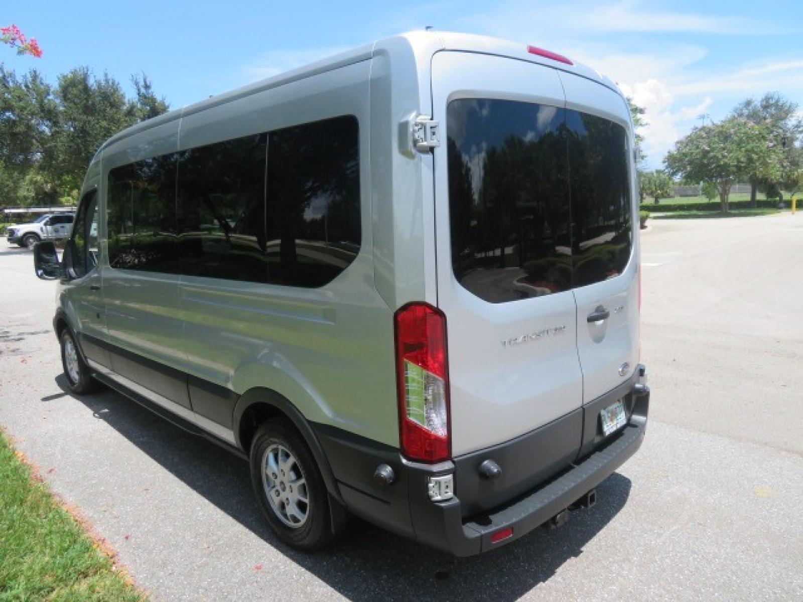 2015 Silver Ford Transit 350 Wagon Low Roof XL 60/40 Pass. 148-in. WB (1FBAX2CM3FK) with an 3.7L V6 DOHC 24V engine, 6-Speed Automatic transmission, located at 4301 Oak Circle #19, Boca Raton, FL, 33431, (954) 561-2499, 26.388861, -80.084038 - Photo #23