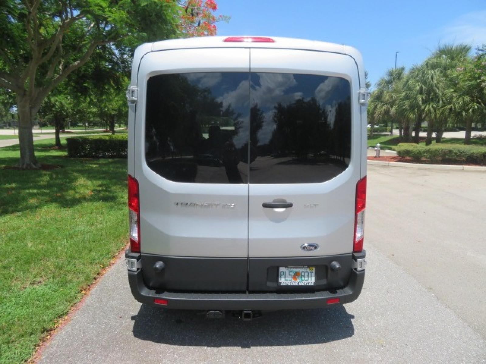 2015 Silver Ford Transit 350 Wagon Low Roof XL 60/40 Pass. 148-in. WB (1FBAX2CM3FK) with an 3.7L V6 DOHC 24V engine, 6-Speed Automatic transmission, located at 4301 Oak Circle #19, Boca Raton, FL, 33431, (954) 561-2499, 26.388861, -80.084038 - Photo #24