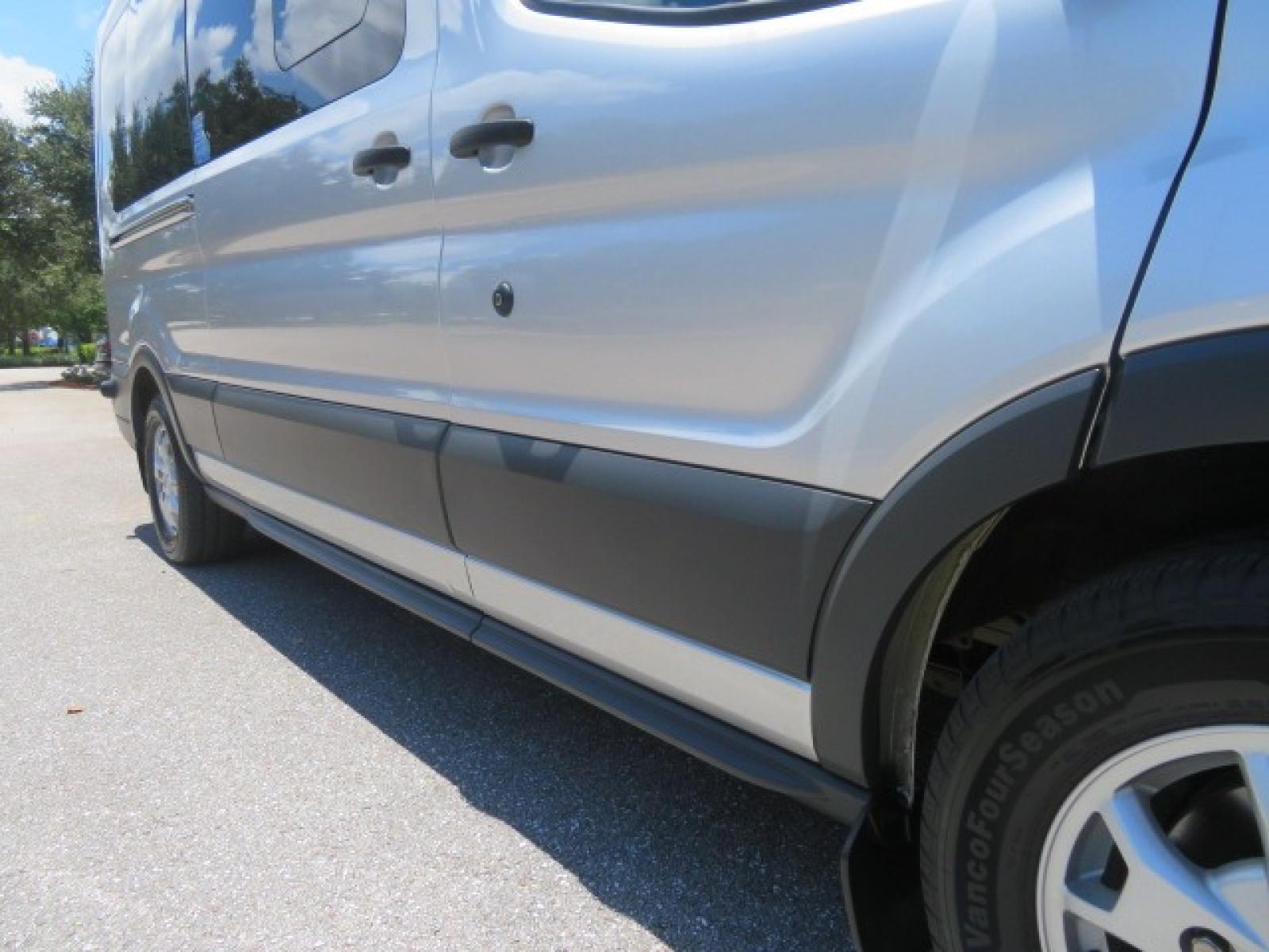 2015 Silver Ford Transit 350 Wagon Low Roof XL 60/40 Pass. 148-in. WB (1FBAX2CM3FK) with an 3.7L V6 DOHC 24V engine, 6-Speed Automatic transmission, located at 4301 Oak Circle #19, Boca Raton, FL, 33431, (954) 561-2499, 26.388861, -80.084038 - Photo #28