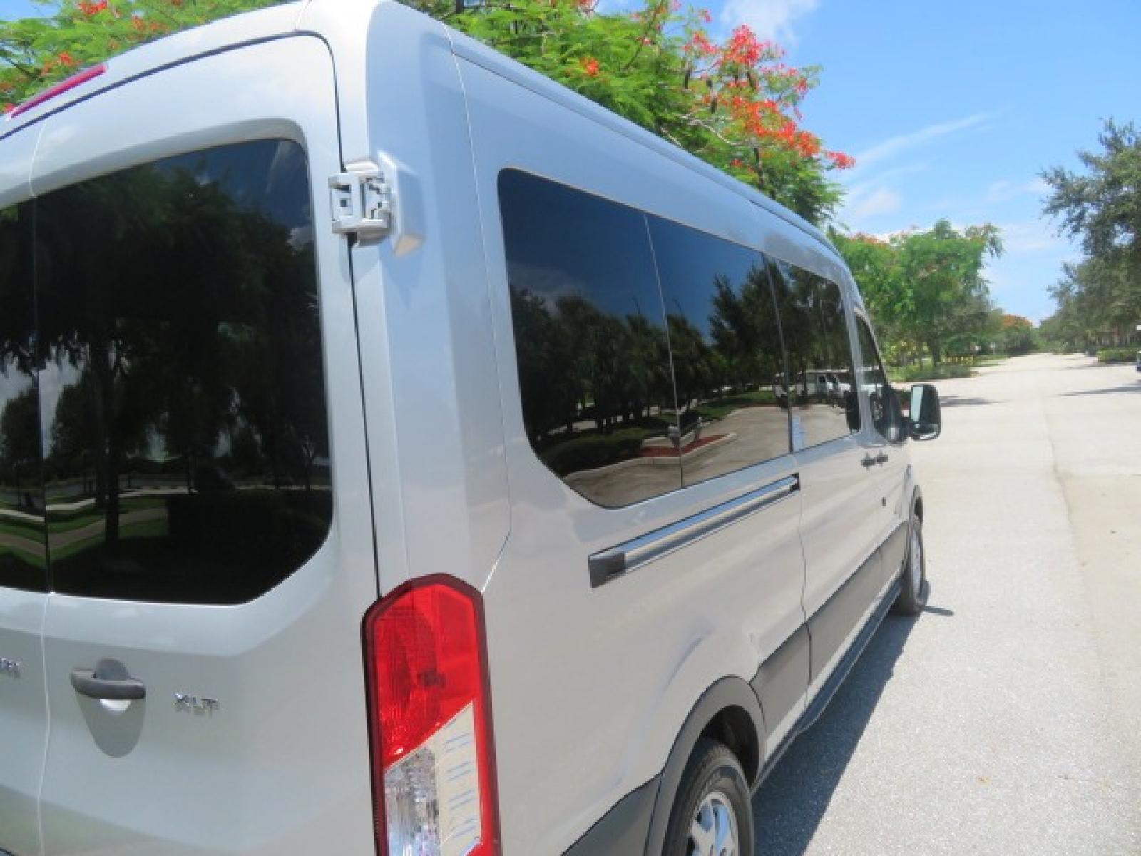2015 Silver Ford Transit 350 Wagon Low Roof XL 60/40 Pass. 148-in. WB (1FBAX2CM3FK) with an 3.7L V6 DOHC 24V engine, 6-Speed Automatic transmission, located at 4301 Oak Circle #19, Boca Raton, FL, 33431, (954) 561-2499, 26.388861, -80.084038 - Photo #29