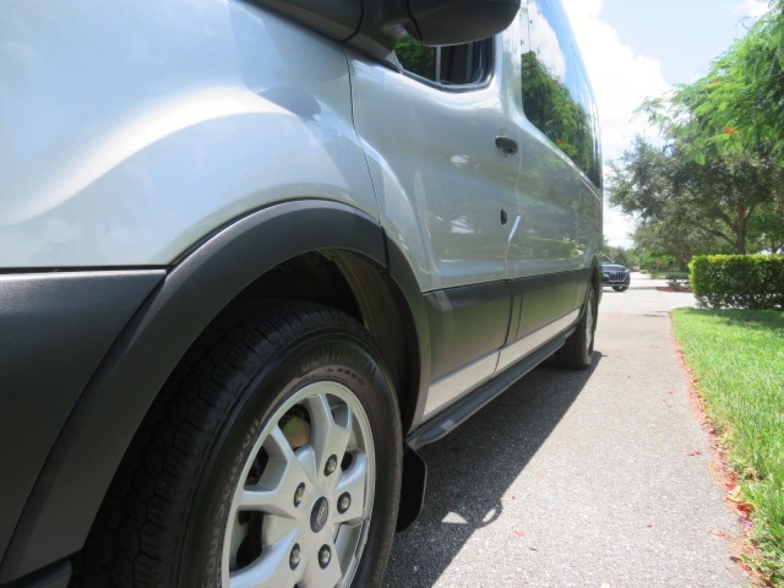 2015 Silver Ford Transit 350 Wagon Low Roof XL 60/40 Pass. 148-in. WB (1FBAX2CM3FK) with an 3.7L V6 DOHC 24V engine, 6-Speed Automatic transmission, located at 4301 Oak Circle #19, Boca Raton, FL, 33431, (954) 561-2499, 26.388861, -80.084038 - Photo #32