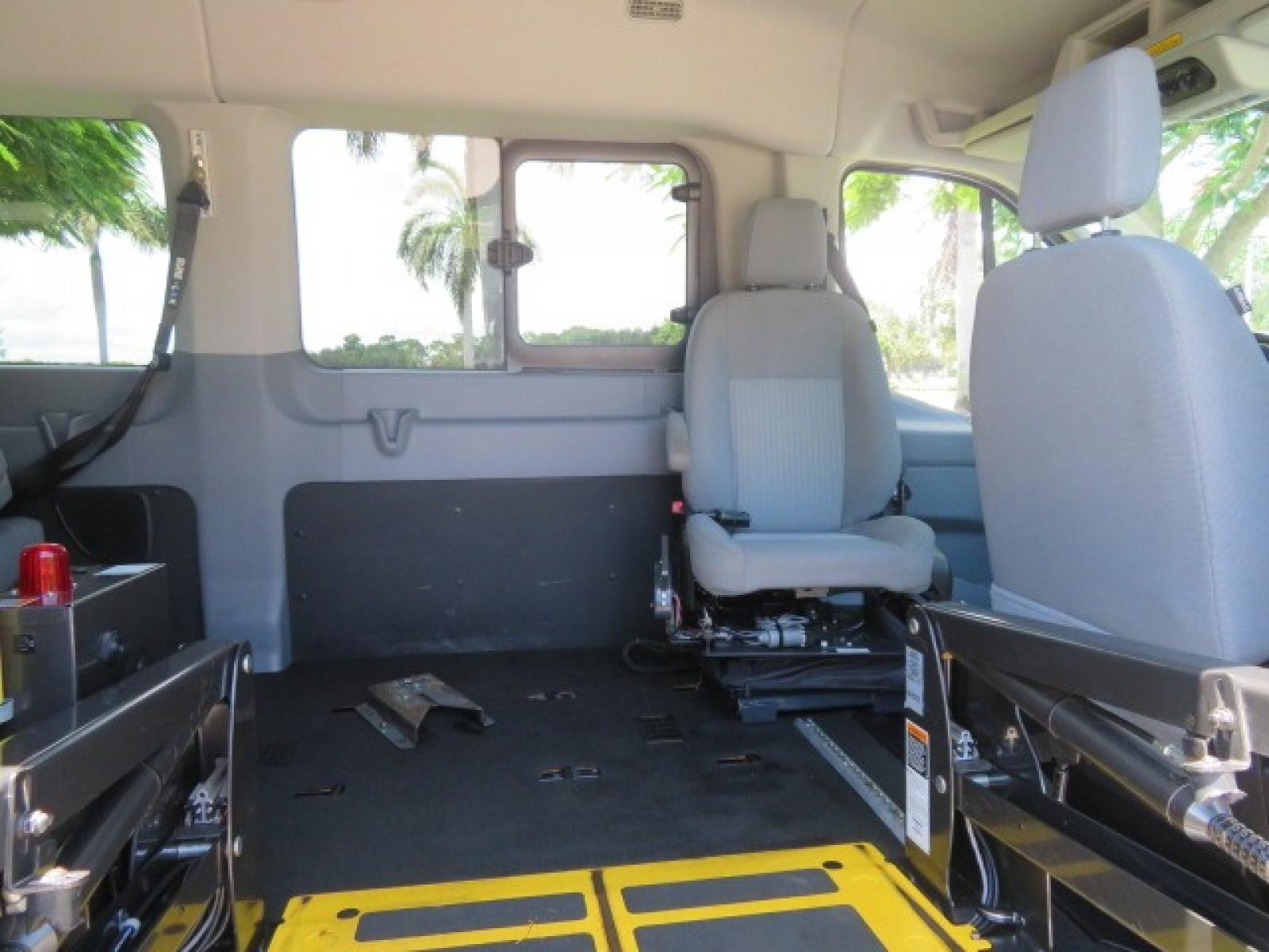 2015 Silver Ford Transit 350 Wagon Low Roof XL 60/40 Pass. 148-in. WB (1FBAX2CM3FK) with an 3.7L V6 DOHC 24V engine, 6-Speed Automatic transmission, located at 4301 Oak Circle #19, Boca Raton, FL, 33431, (954) 561-2499, 26.388861, -80.084038 - Photo #4