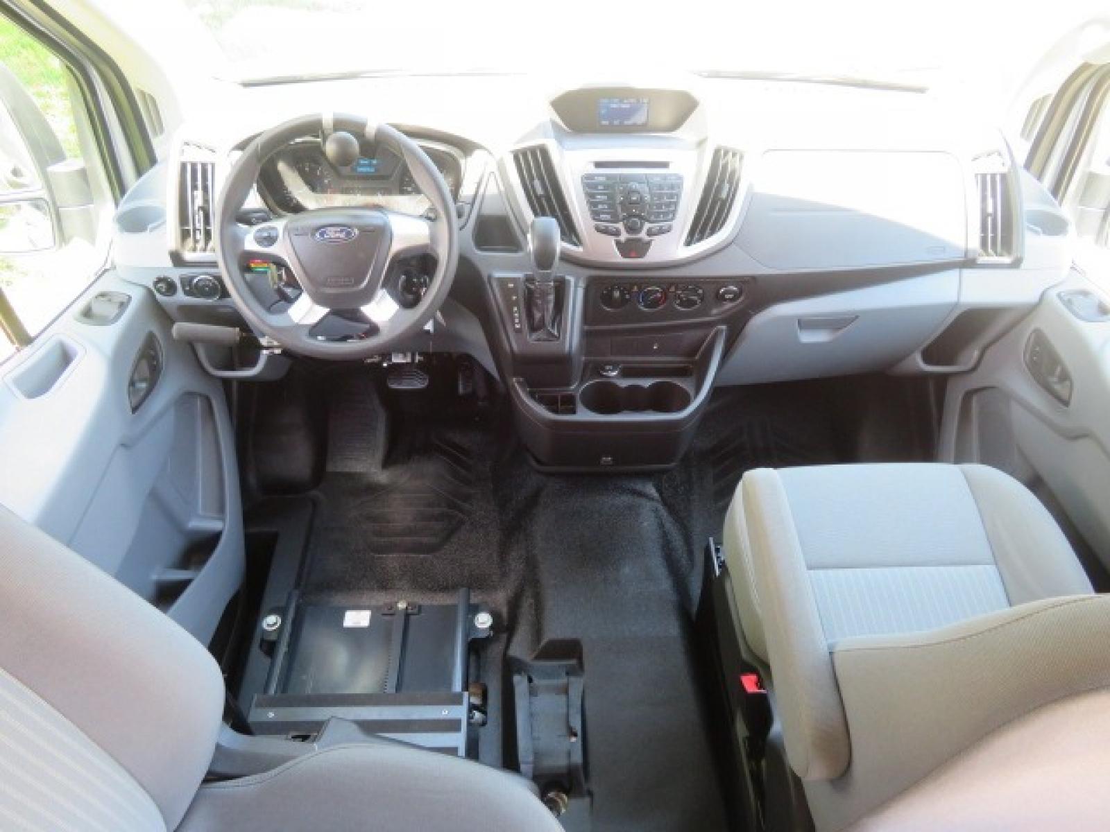 2015 Silver Ford Transit 350 Wagon Low Roof XL 60/40 Pass. 148-in. WB (1FBAX2CM3FK) with an 3.7L V6 DOHC 24V engine, 6-Speed Automatic transmission, located at 4301 Oak Circle #19, Boca Raton, FL, 33431, (954) 561-2499, 26.388861, -80.084038 - Photo #52
