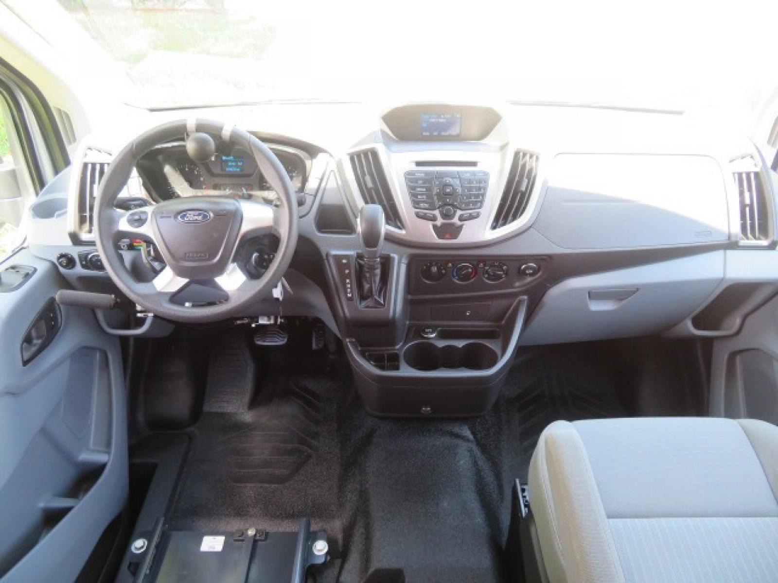 2015 Silver Ford Transit 350 Wagon Low Roof XL 60/40 Pass. 148-in. WB (1FBAX2CM3FK) with an 3.7L V6 DOHC 24V engine, 6-Speed Automatic transmission, located at 4301 Oak Circle #19, Boca Raton, FL, 33431, (954) 561-2499, 26.388861, -80.084038 - Photo #53