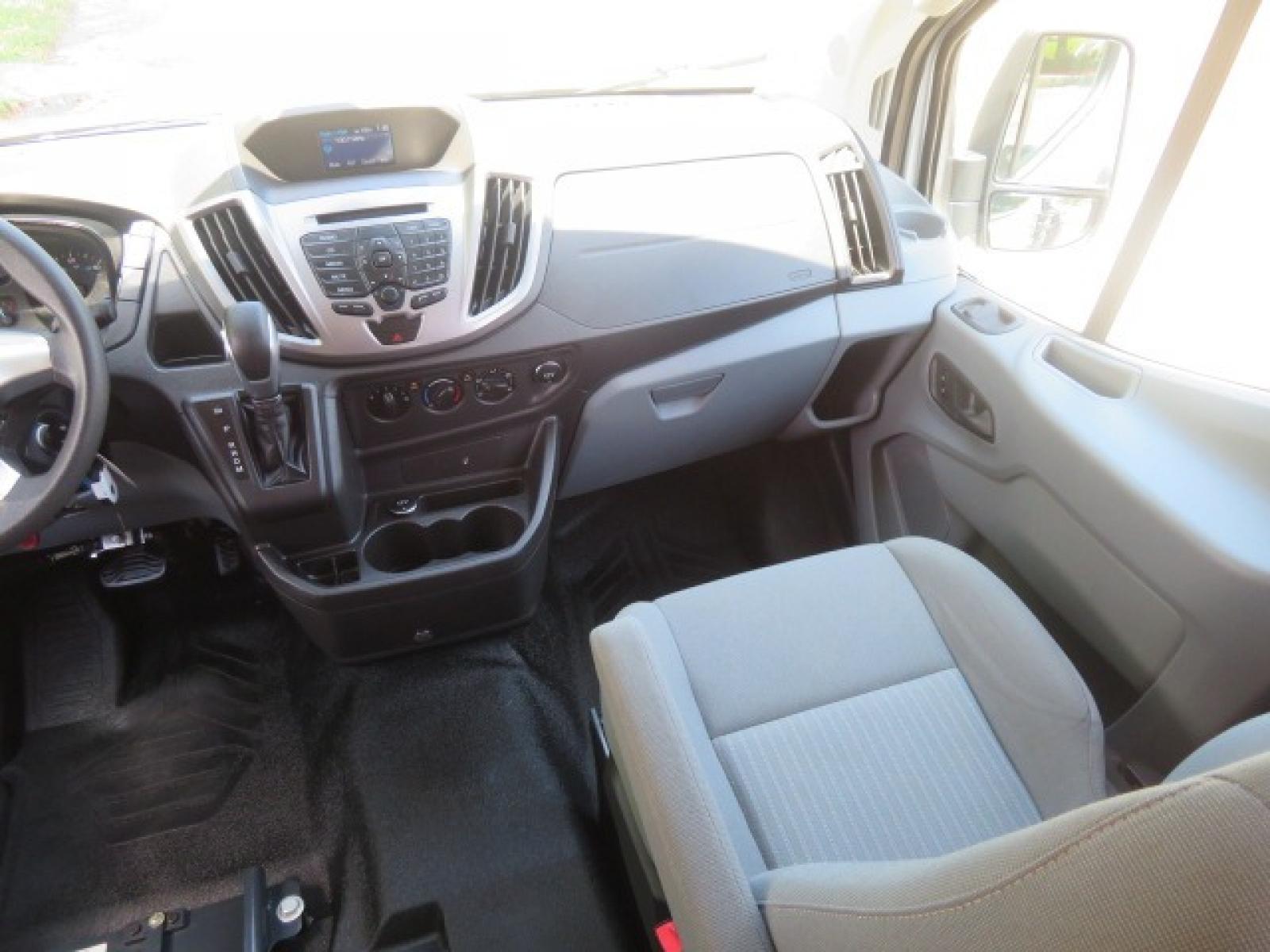 2015 Silver Ford Transit 350 Wagon Low Roof XL 60/40 Pass. 148-in. WB (1FBAX2CM3FK) with an 3.7L V6 DOHC 24V engine, 6-Speed Automatic transmission, located at 4301 Oak Circle #19, Boca Raton, FL, 33431, (954) 561-2499, 26.388861, -80.084038 - Photo #54