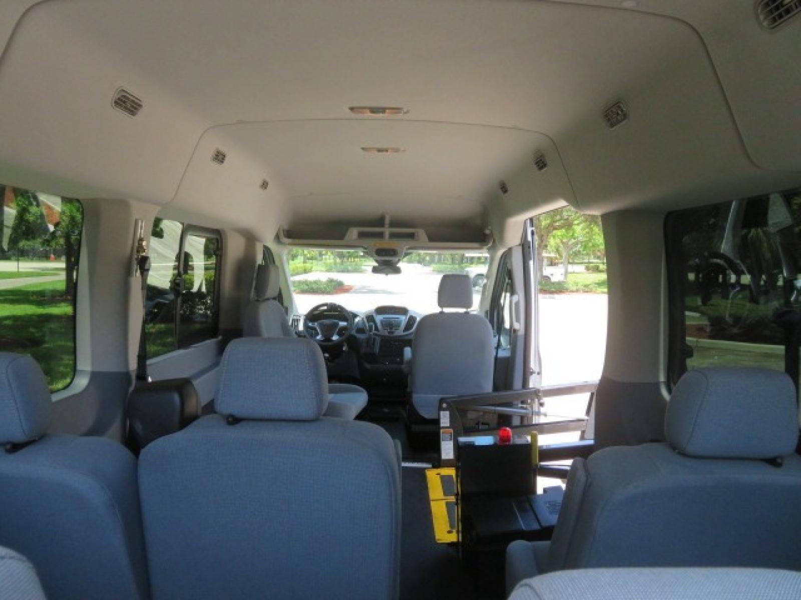 2015 Silver Ford Transit 350 Wagon Low Roof XL 60/40 Pass. 148-in. WB (1FBAX2CM3FK) with an 3.7L V6 DOHC 24V engine, 6-Speed Automatic transmission, located at 4301 Oak Circle #19, Boca Raton, FL, 33431, (954) 561-2499, 26.388861, -80.084038 - Photo #83