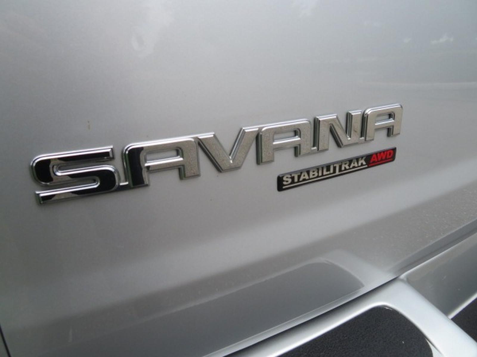 2014 GMC Savana RV G1500 3LT (1GDS8DC48E1) with an 5.3L V8 OHV 16V engine, 4-Speed Automatic transmission, located at 4301 Oak Circle #19, Boca Raton, FL, 33431, (954) 561-2499, 26.388861, -80.084038 - Photo #24