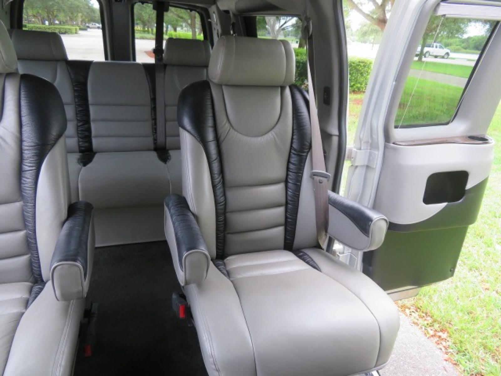 2014 GMC Savana RV G1500 3LT (1GDS8DC48E1) with an 5.3L V8 OHV 16V engine, 4-Speed Automatic transmission, located at 4301 Oak Circle #19, Boca Raton, FL, 33431, (954) 561-2499, 26.388861, -80.084038 - Photo #49