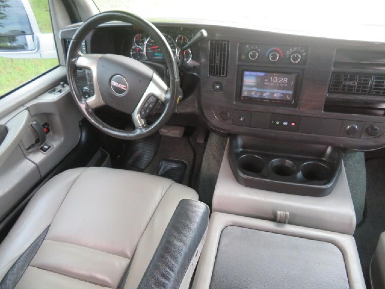 2014 GMC Savana RV G1500 3LT (1GDS8DC48E1) with an 5.3L V8 OHV 16V engine, 4-Speed Automatic transmission, located at 4301 Oak Circle #19, Boca Raton, FL, 33431, (954) 561-2499, 26.388861, -80.084038 - Photo #55