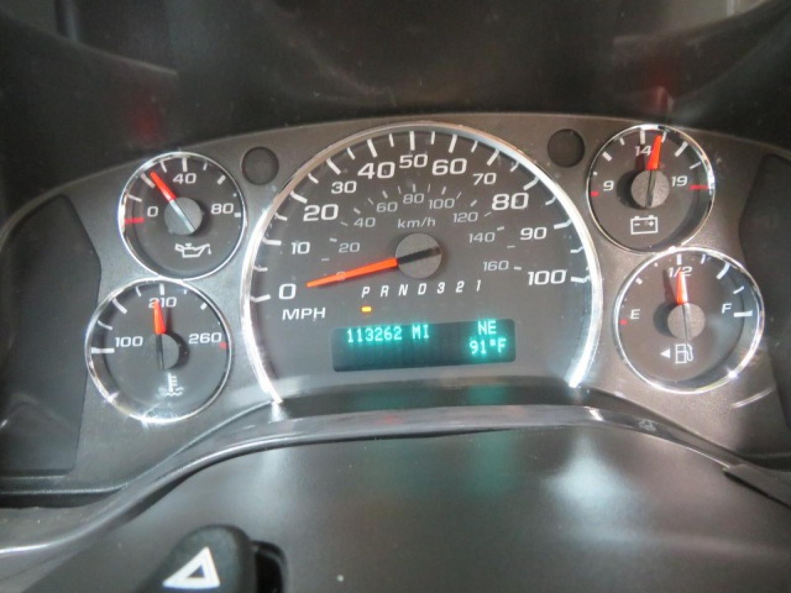 2014 GMC Savana RV G1500 3LT (1GDS8DC48E1) with an 5.3L V8 OHV 16V engine, 4-Speed Automatic transmission, located at 4301 Oak Circle #19, Boca Raton, FL, 33431, (954) 561-2499, 26.388861, -80.084038 - Photo #61