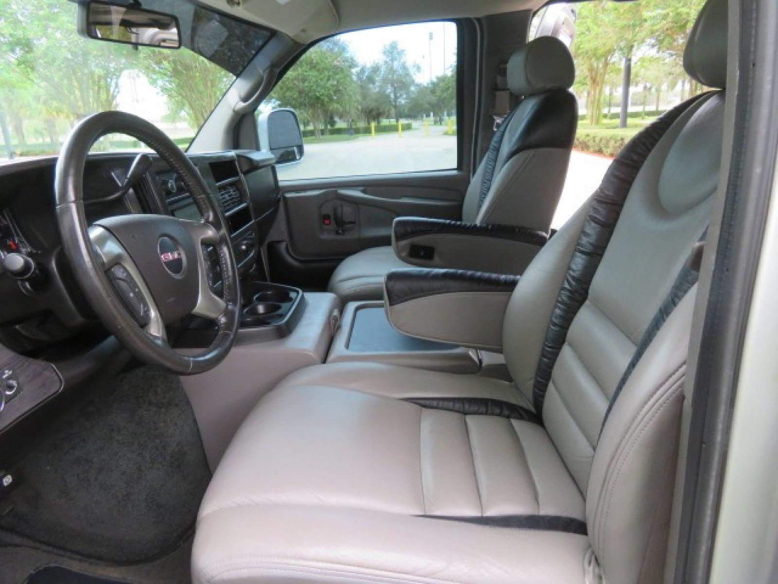 2014 GMC Savana RV G1500 3LT (1GDS8DC48E1) with an 5.3L V8 OHV 16V engine, 4-Speed Automatic transmission, located at 4301 Oak Circle #19, Boca Raton, FL, 33431, (954) 561-2499, 26.388861, -80.084038 - Photo #69
