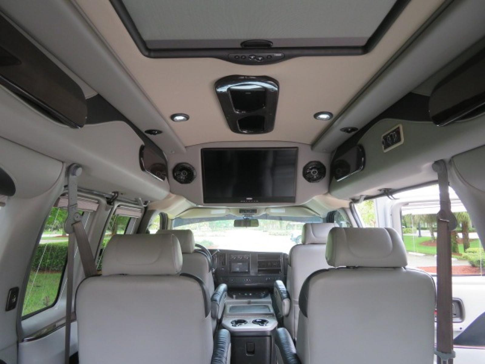 2014 GMC Savana RV G1500 3LT (1GDS8DC48E1) with an 5.3L V8 OHV 16V engine, 4-Speed Automatic transmission, located at 4301 Oak Circle #19, Boca Raton, FL, 33431, (954) 561-2499, 26.388861, -80.084038 - Photo #75