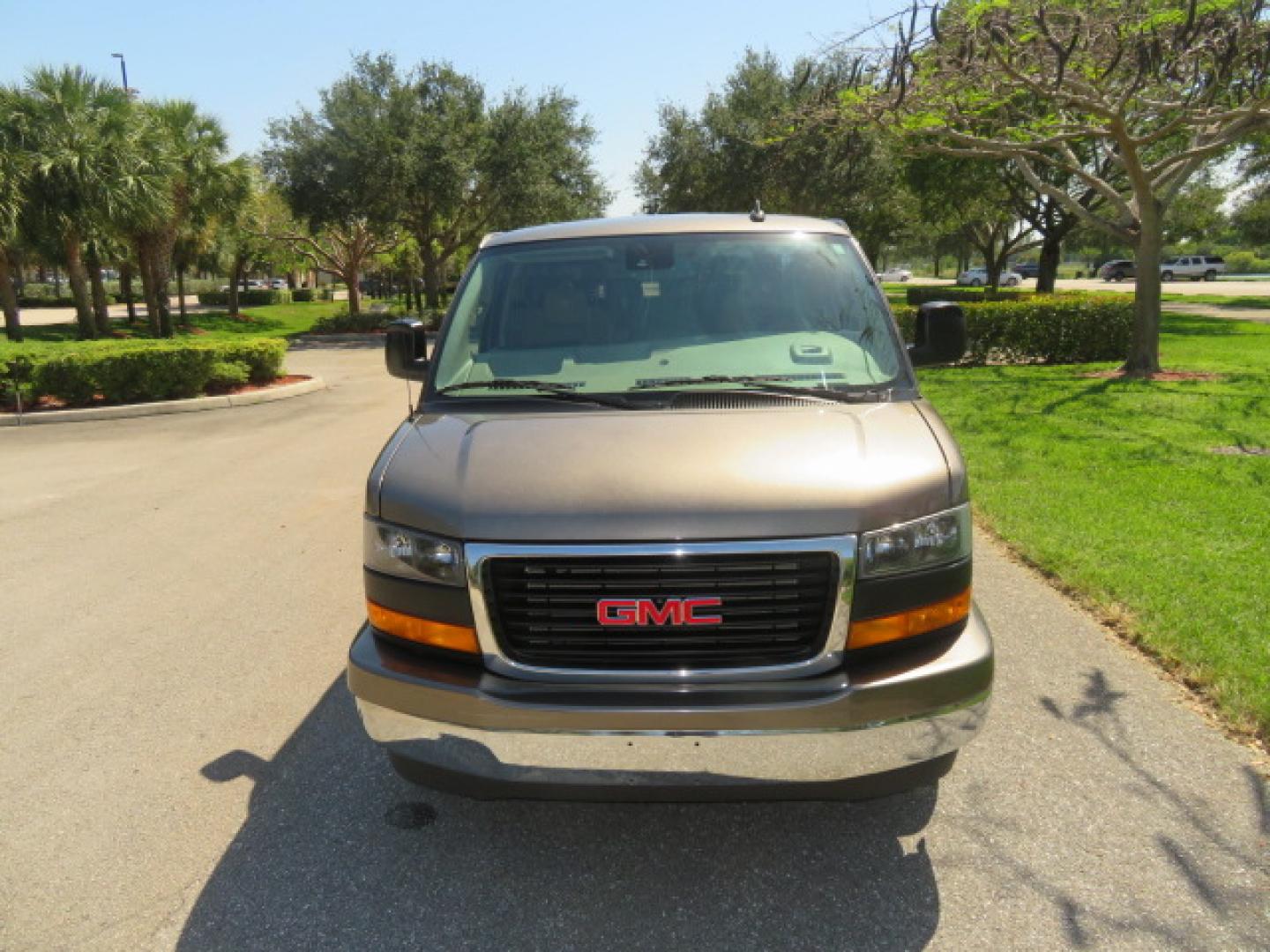 2021 GMC Savana Passenger LS - Photo 12