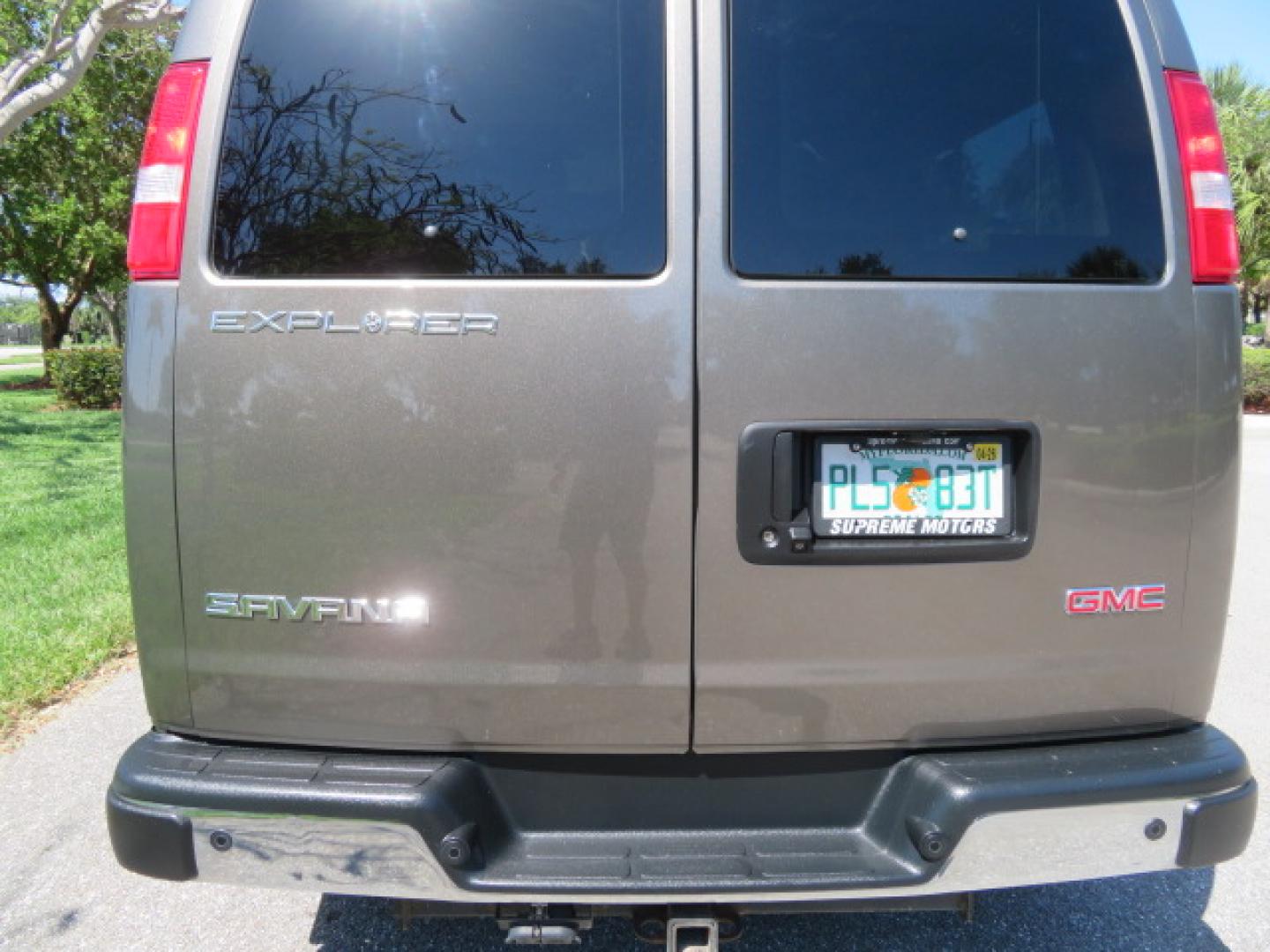 2021 GMC Savana Passenger LS - Photo 41