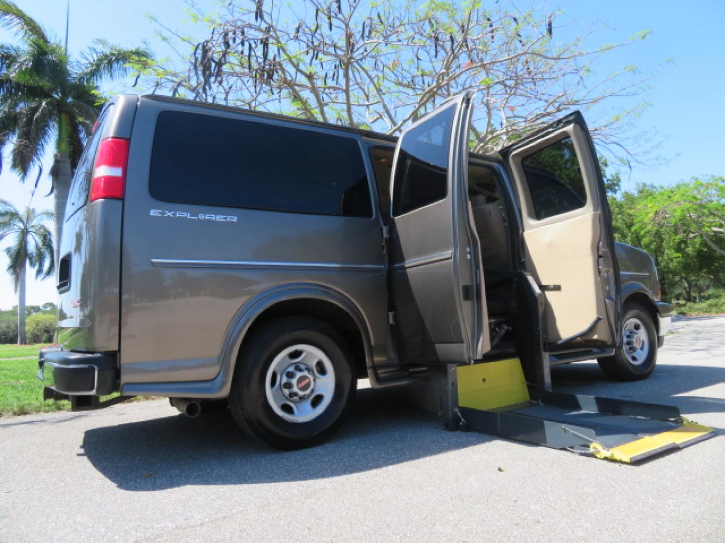 2021 GMC Savana Passenger LS - Photo 53