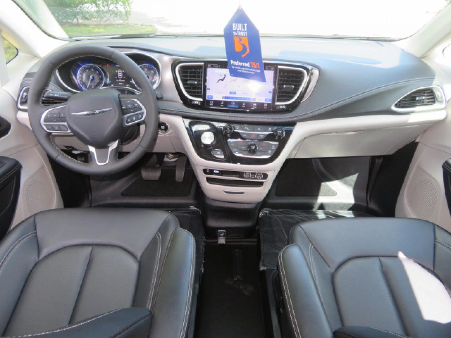 2024 Chrysler Pacifica Touring L - Photo 44