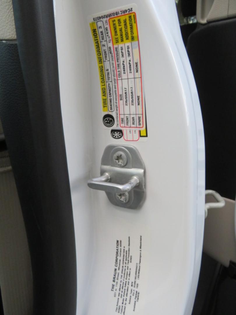 2024 Chrysler Pacifica Touring L - Photo 64
