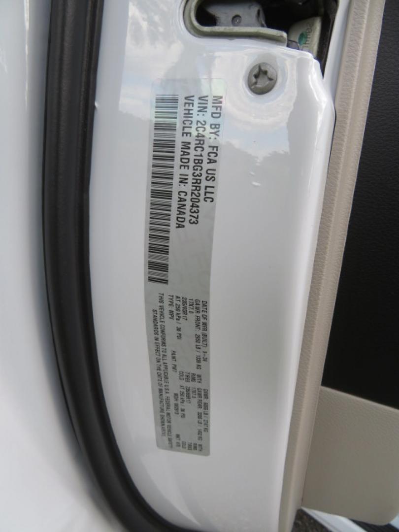 2024 Chrysler Pacifica Touring L - Photo 65